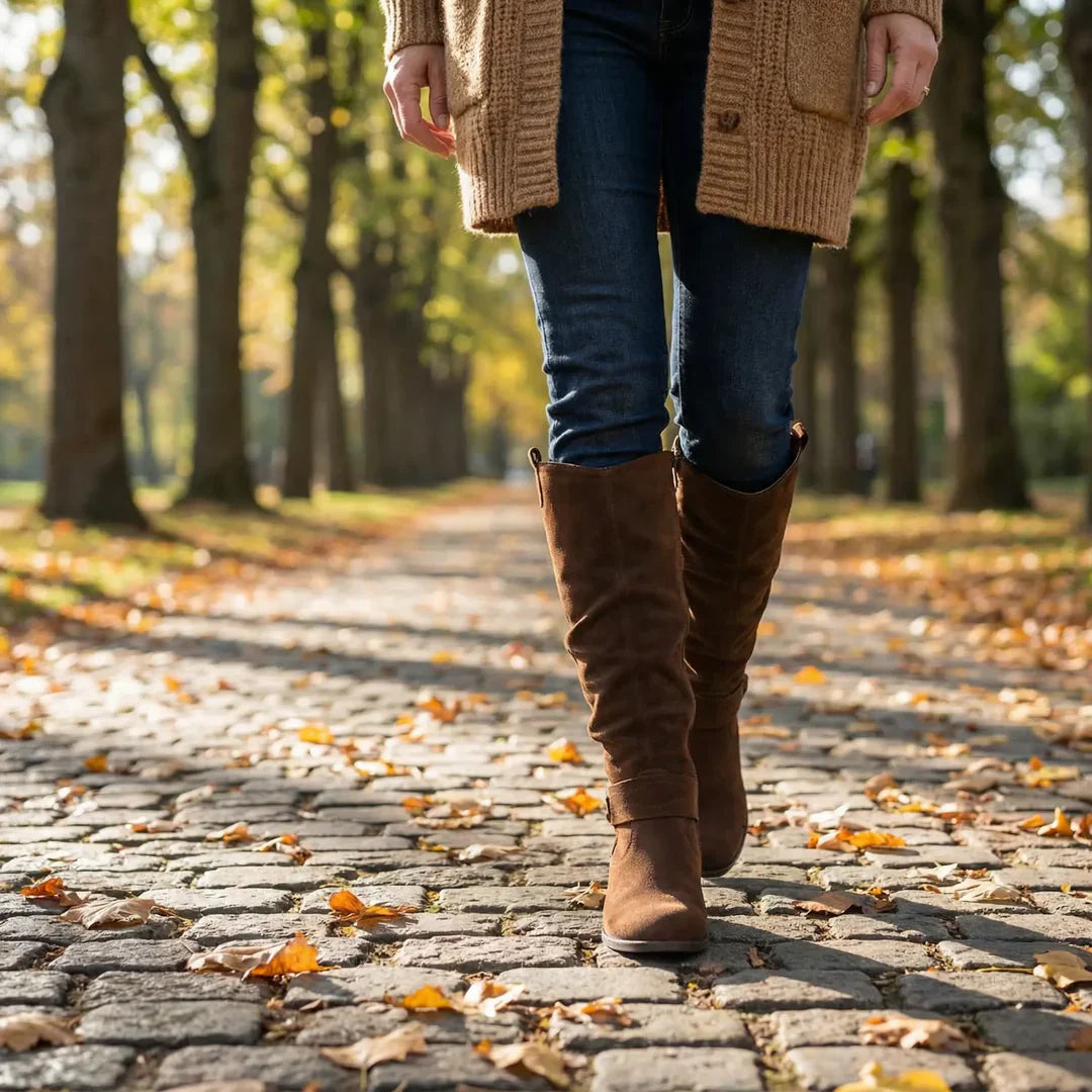 Marla - Slouch Boots in Suede Look