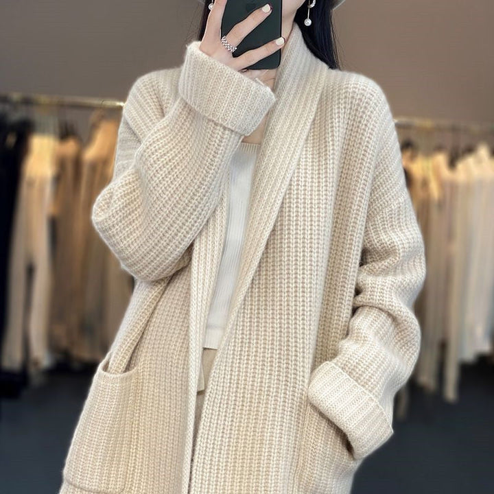 Stylish women's cardigan with long sleeves | Casual and comfortable