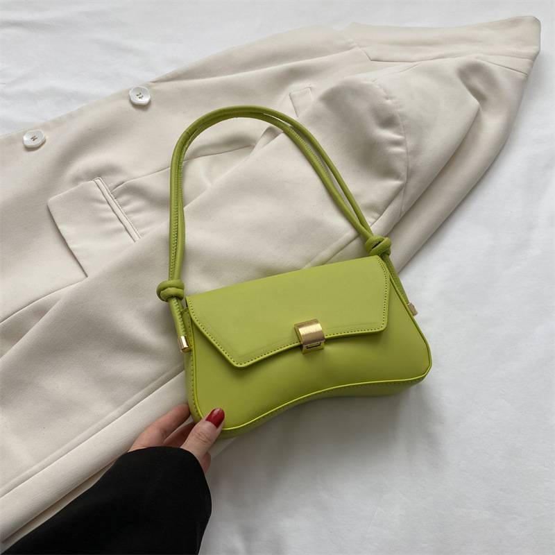 Caroline | Women’s Stylish Shoulder Bag Design