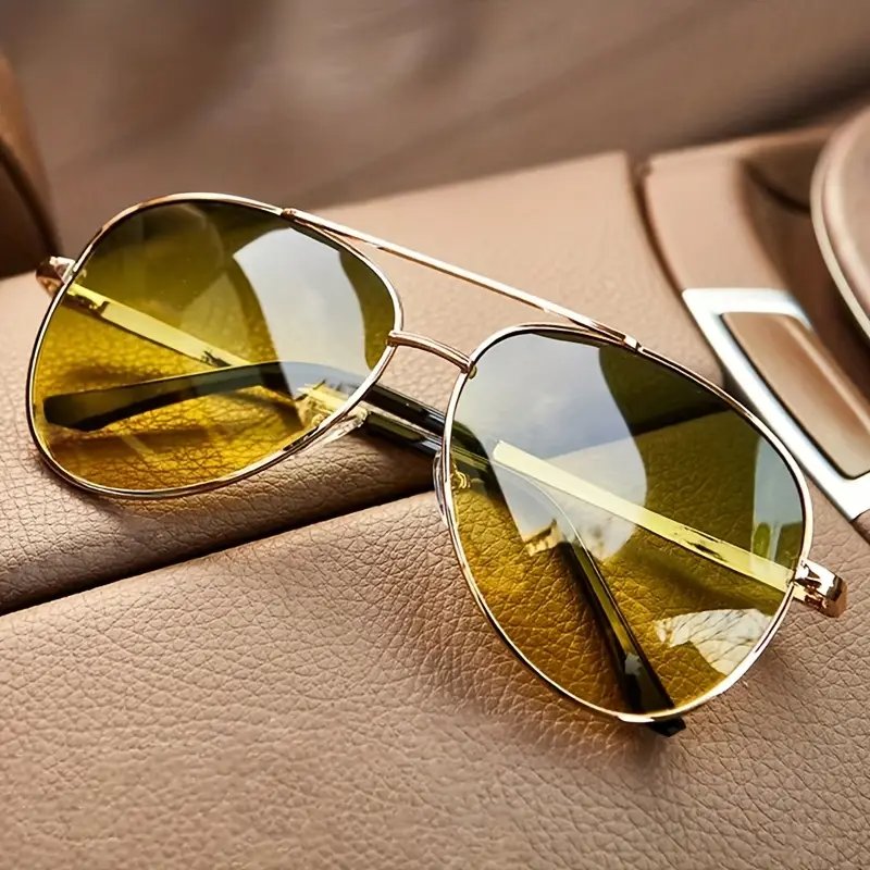 Archie | Sunglasses Aviator Gold Frame Yellow Gradient Lenses UV400
